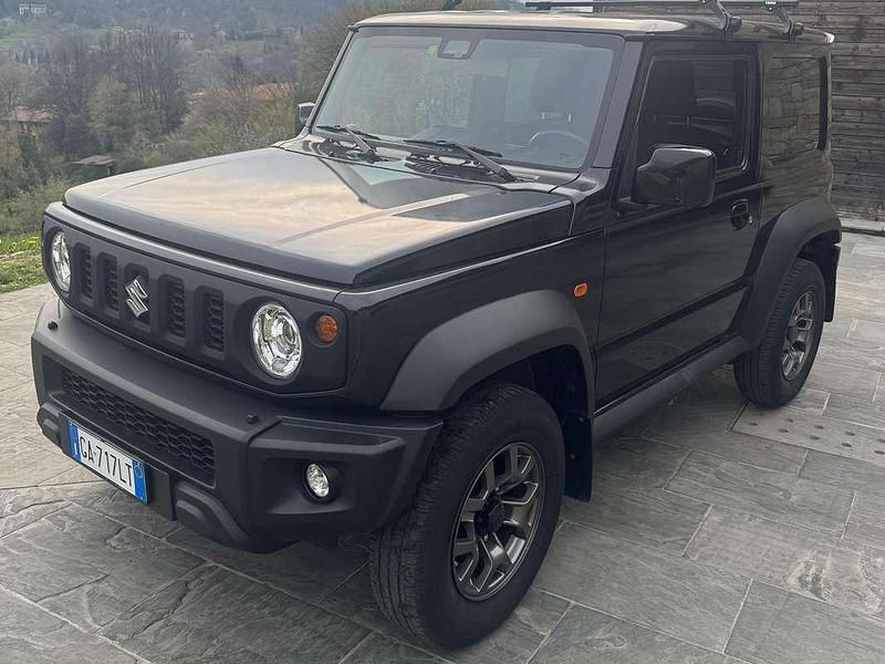 Usata Suzuki Jimny 102 CV (75 kW) 2020 Grigio SUV