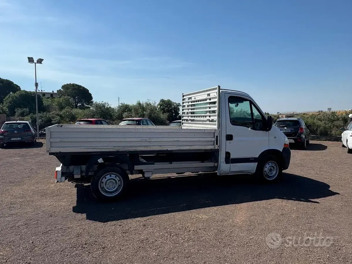 Usata Renault Master 120 CV (88 kW) 2008 Bianco