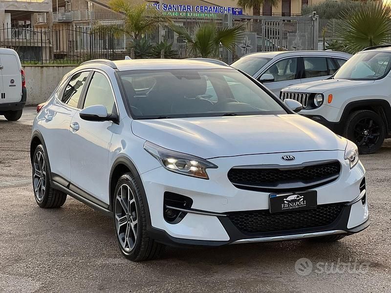 Bianco Usata 2021 Kia XCeed SUV | 14.900 € (Buon prezzo) - Immagine 1/4
