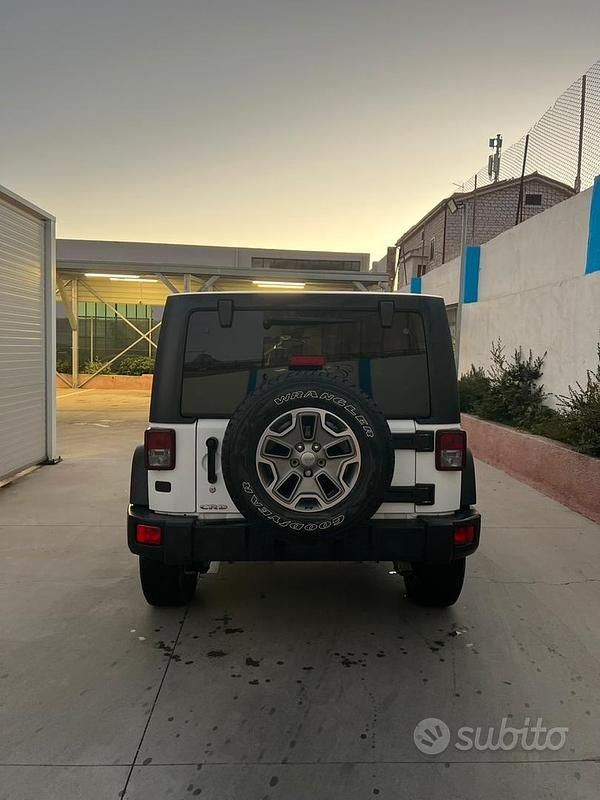Usata Jeep Wrangler Rubicon 177 CV (130 kW) 2014 Bianco SUV