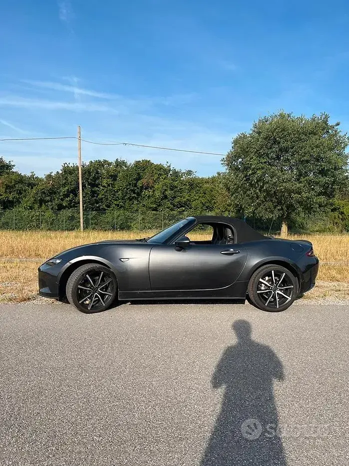 Usata Mazda MX5 Exceed 132 CV (97 kW) 2019 Grigio Cabrio