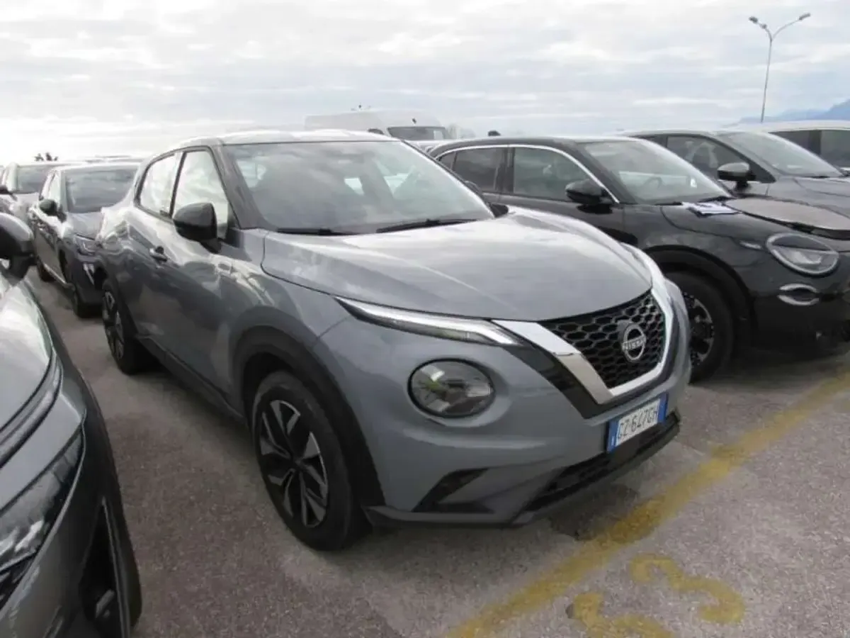 Usata Nissan Juke Acenta 114 CV (83 kW) 2025 Grigio SUV