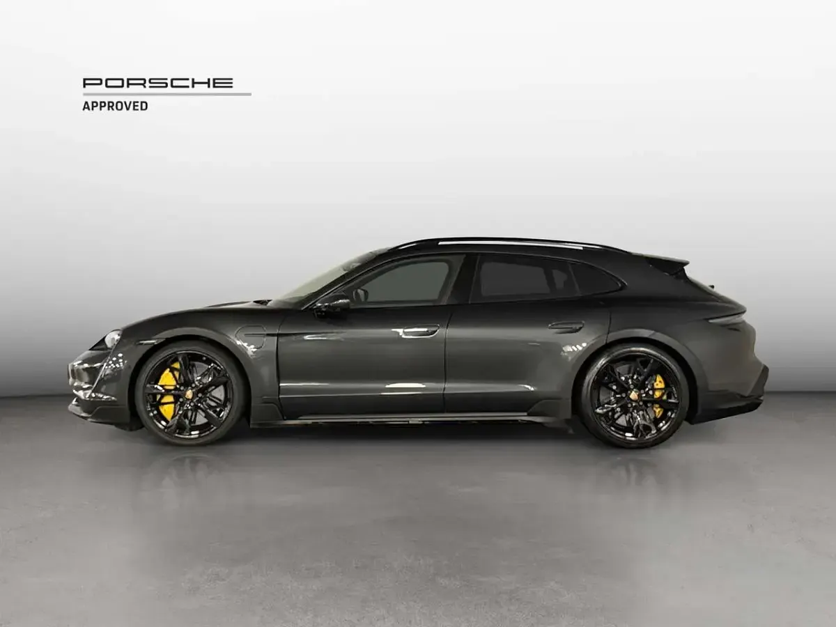Usata Porsche Taycan Turbo Cross Turismo Cross Turismo 500 kW (680 CV) 2021 Grigio vulcano Station wagon