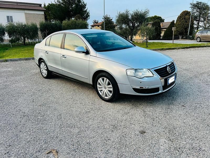 Usata VW Passat 2007 Grigio Berlina