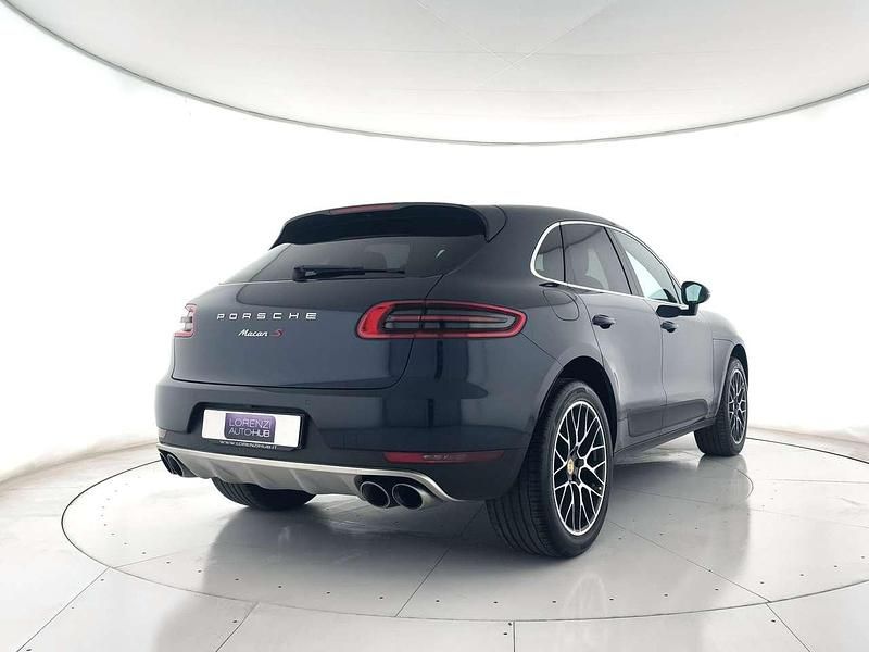 Usata Porsche Macan 250 CV (183 kW) 2015 Blu metallizzato SUV