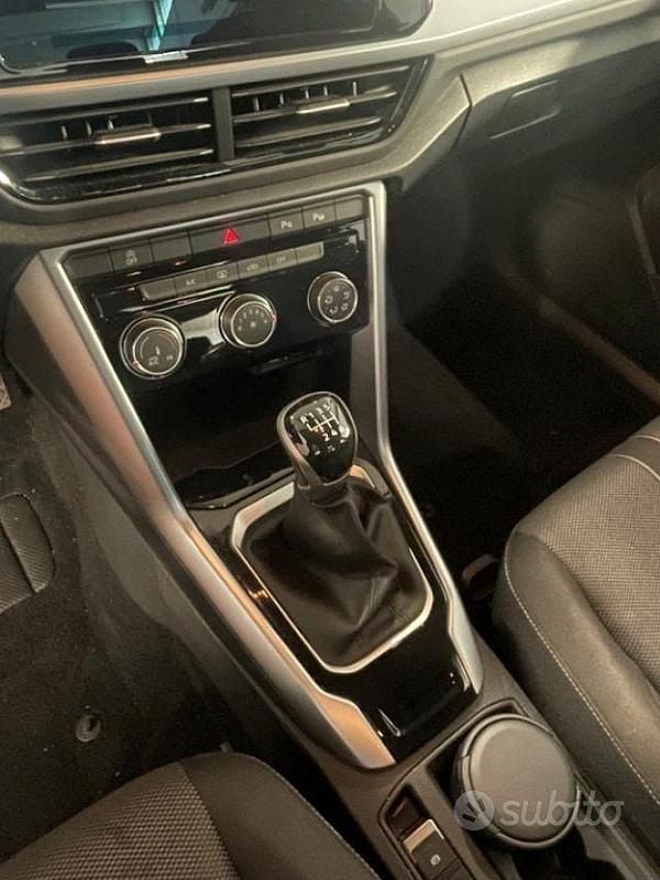 Usata VW T-Roc Life 116 CV (85 kW) 2024 Bianco SUV