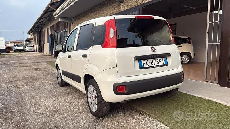 Usata Fiat Panda Lounge 80 CV (58 kW) 2017 Bianco Utilitaria