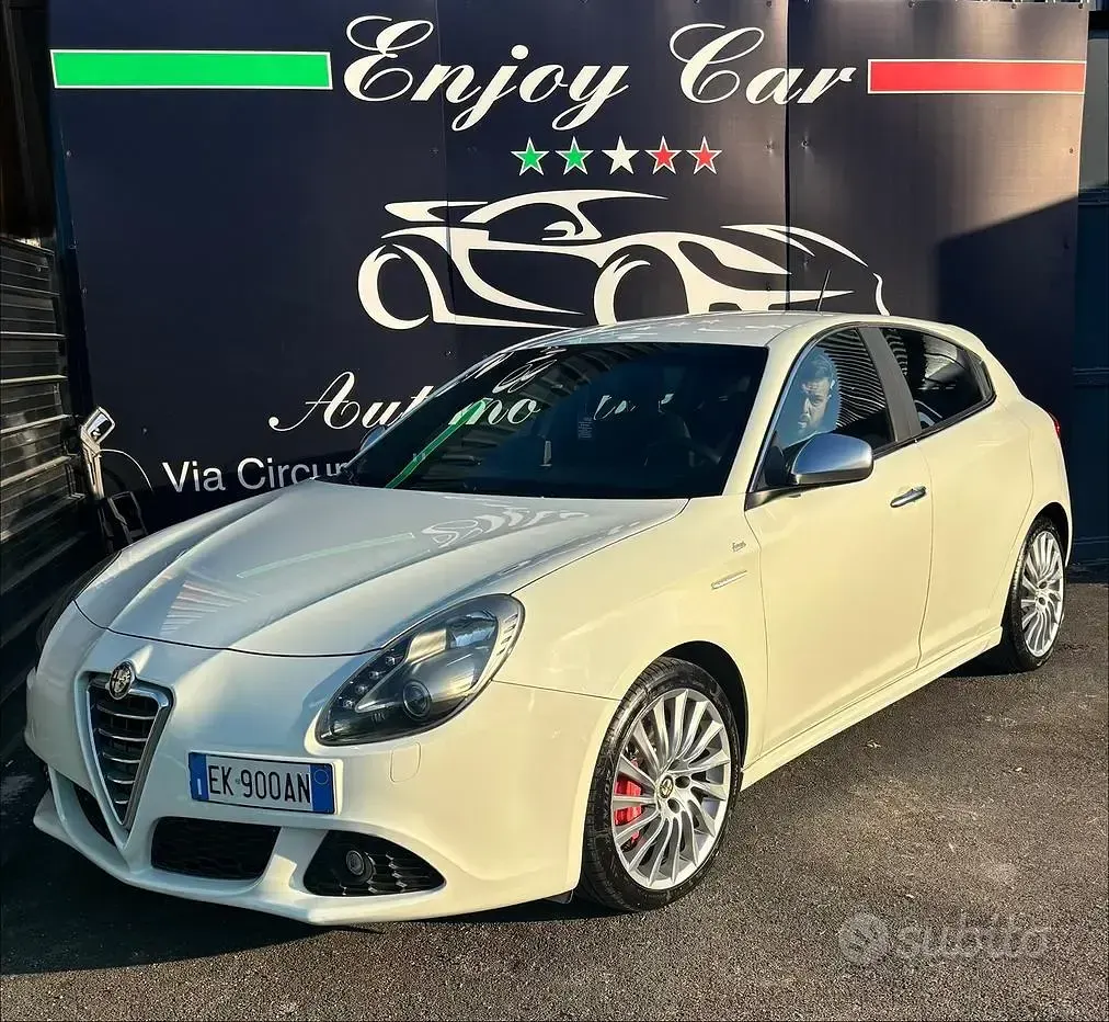 Usata Alfa Romeo Giulietta Progression 170 CV (125 kW) 2012 Bianco Utilitaria