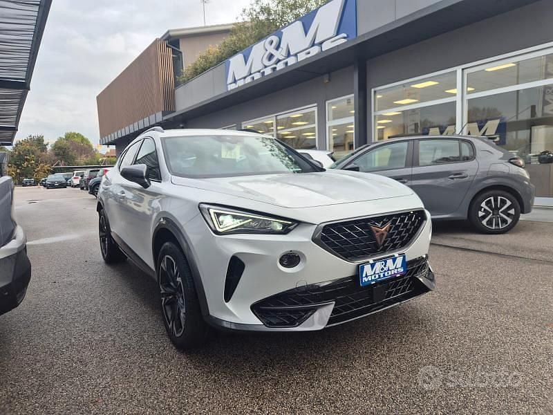 Bianco Usata 2024 Cupra Formentor SUV | 28.900 € (Ottimo prezzo) - Immagine 1/4