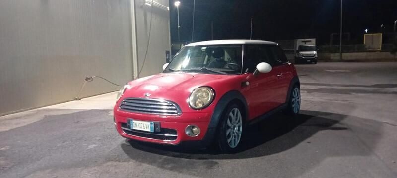 Usata Mini One D 88 CV (64 kW) 2006 Rosso Utilitaria