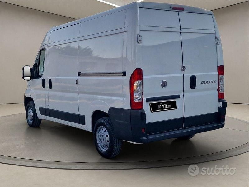 Usata Fiat Ducato 101 CV (74 kW) 2011 Bianco Furgone