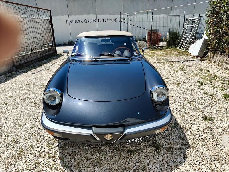 Nero Usata 1982 Alfa Romeo Spider Cabrio | 18.500 € - Immagine 1/4