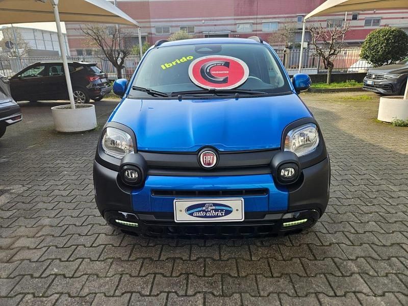 Usata Fiat Panda Cross 69 CV (50 kW) 2025 Metallizzato  azzurro Utilitaria