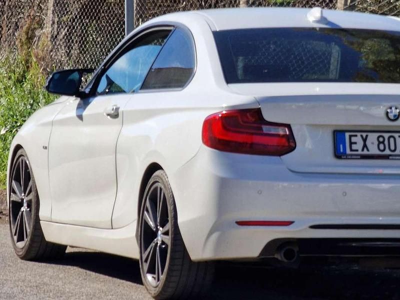 Bianco Usata 2014 BMW 220 Sport Line Coupé | 12.000 € (Ottimo prezzo) - Immagine 1/4