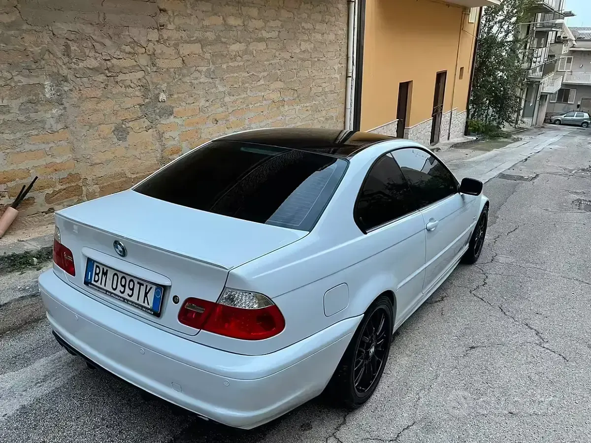 Usata BMW 323 170 CV (125 kW) 2000 Bianco Coupé