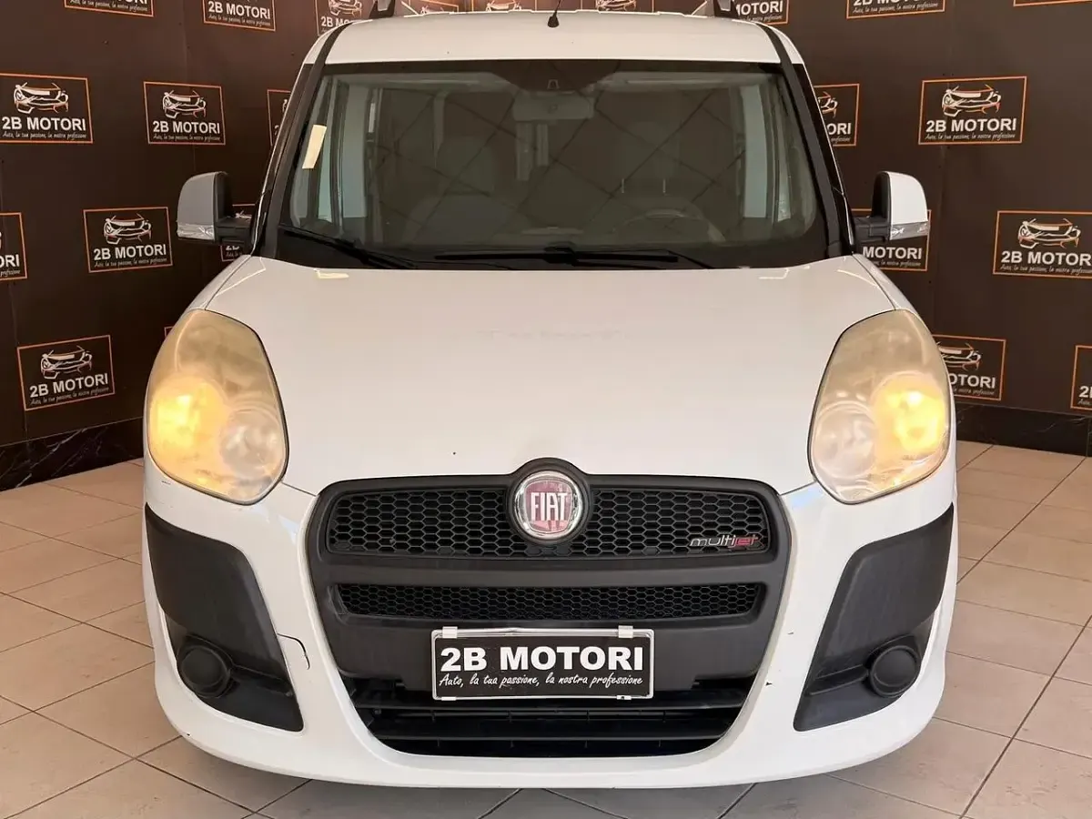 Usata Fiat Doblò Dynamic 90 CV (66 kW) 2014 Bianco Monovolume