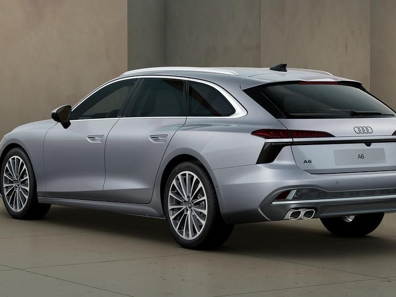 Nuova Audi A6 Advanced 204 CV (150 kW) 2025 Argento fioretto metallizzato Station wagon