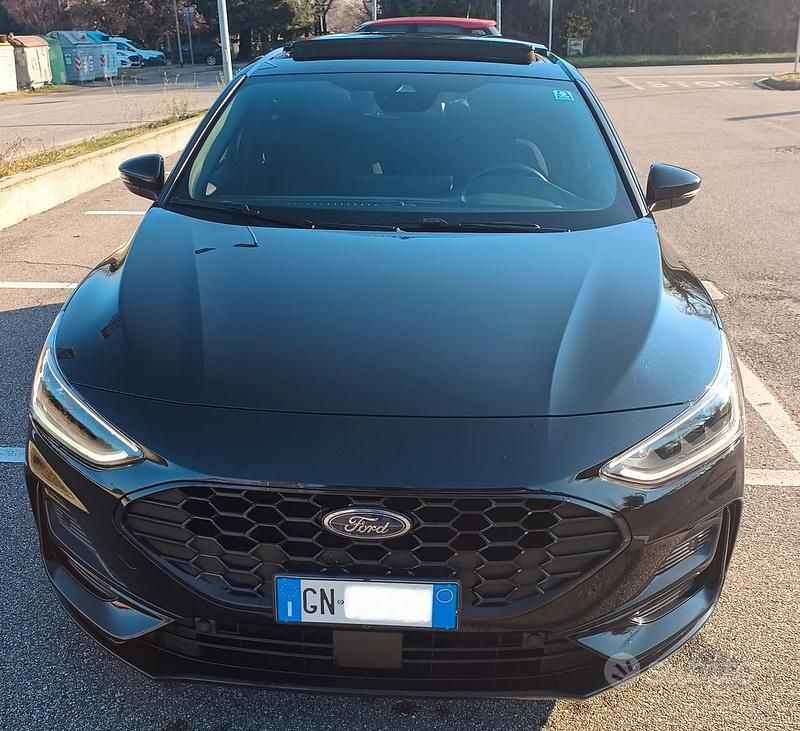 Usata Ford Focus ST-Line X 120 CV (88 kW) 2023 Nero Berlina