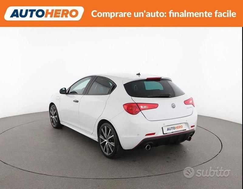 Second-hand Alfa Romeo Giulietta Veloce 241 CP (177 kW) 2017 Alb Hatchback