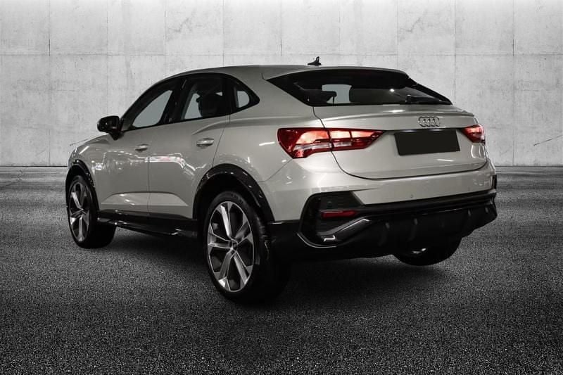 Usata Audi Q3 S-Line 150 CV (110 kW) 2023 Argento metallizzato SUV