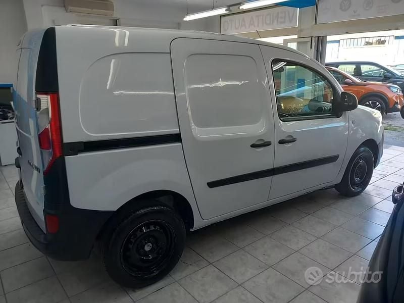 Usata Renault Kangoo 95 CV (69 kW) 2020 Bianco Monovolume