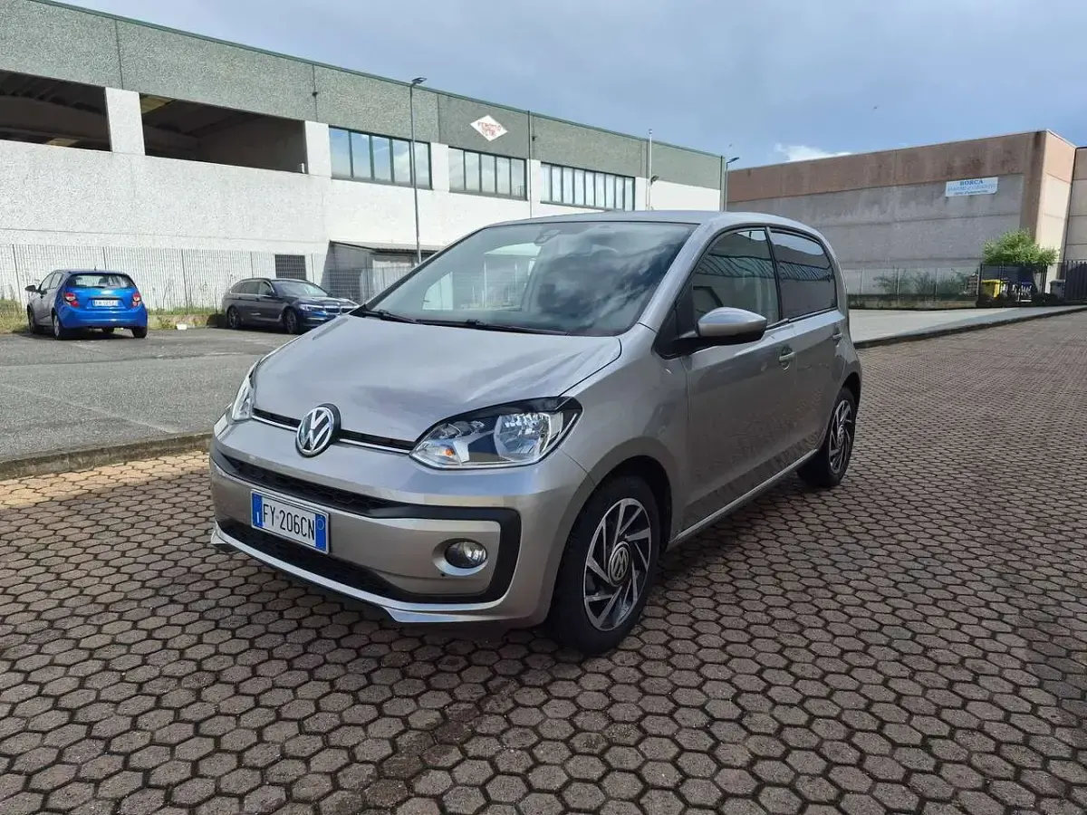 Usata VW up! 60 CV (44 kW) 2019 Grigio Utilitaria
