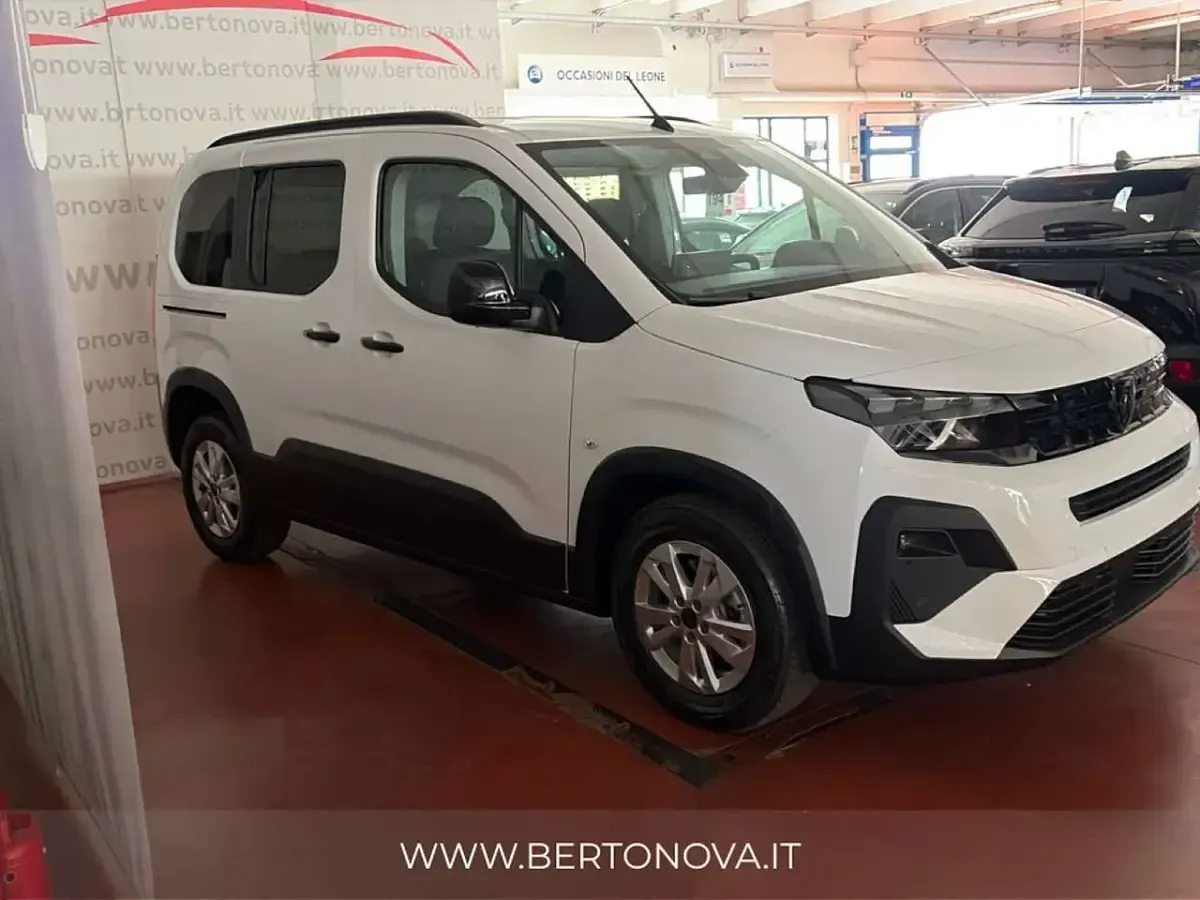 Nuova Peugeot Rifter Allure 102 CV (75 kW) 2026 Bianco Monovolume