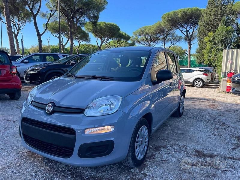 Usata Fiat Panda 70 CV (51 kW) 2022 Grigio(met.) Utilitaria