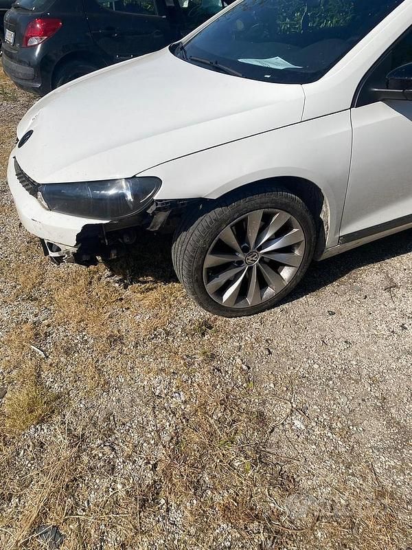 Begagnad VW Scirocco 160 HK (117 kW) 2010 Sportkupé