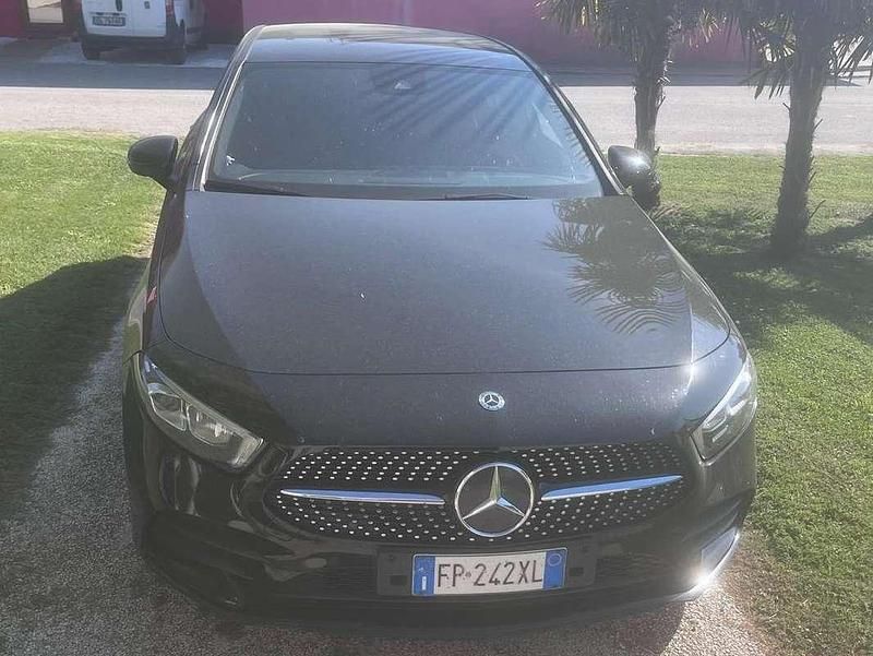 Occasion Mercedes A180 Premium 116 ch (85 kW) 2018 Noir Berline