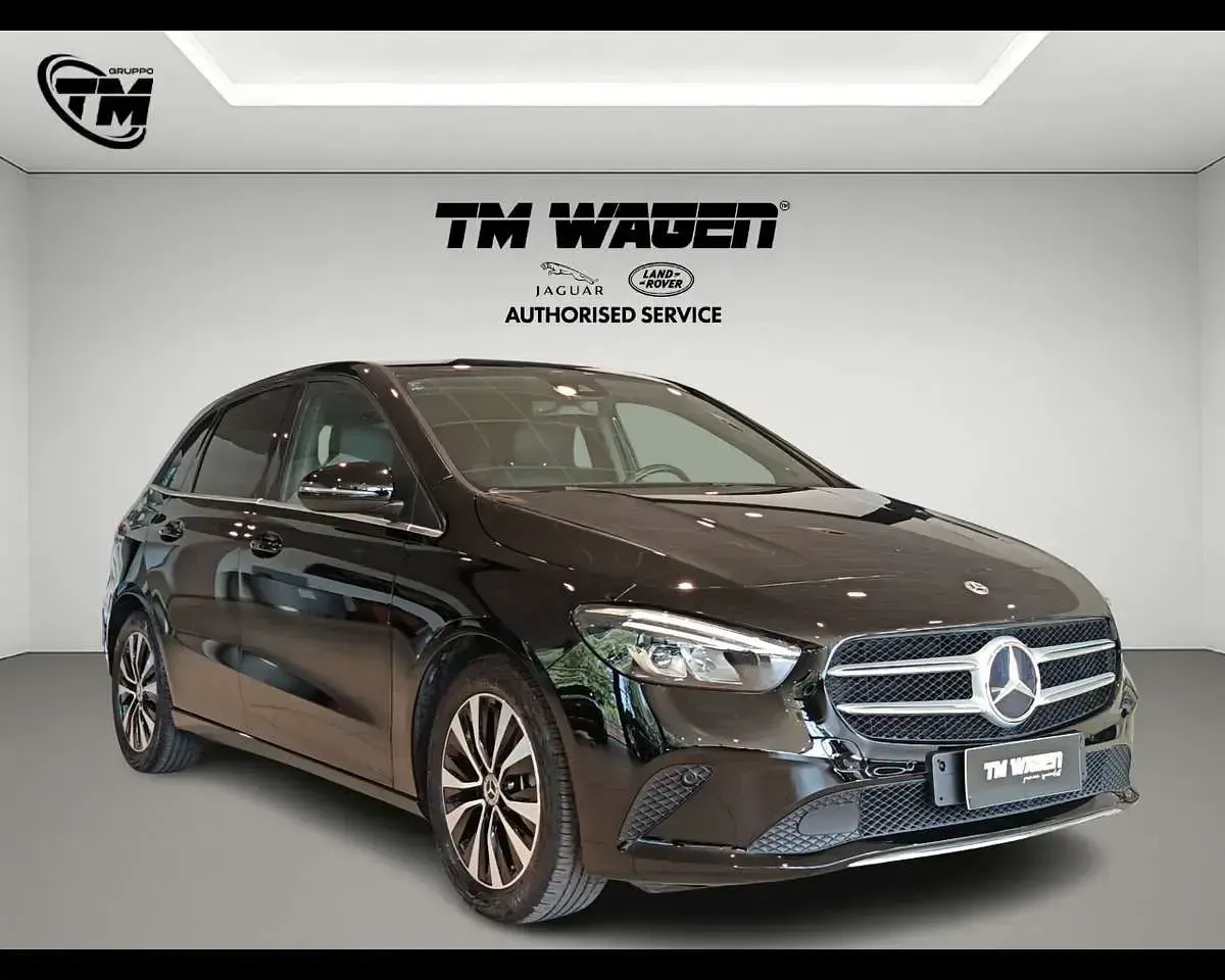 Usata Mercedes B160 Business 109 CV (80 kW) 2022 Nero Utilitaria