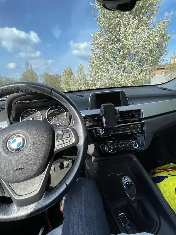 Usata BMW X1 150 CV (110 kW) 2016 Nero SUV