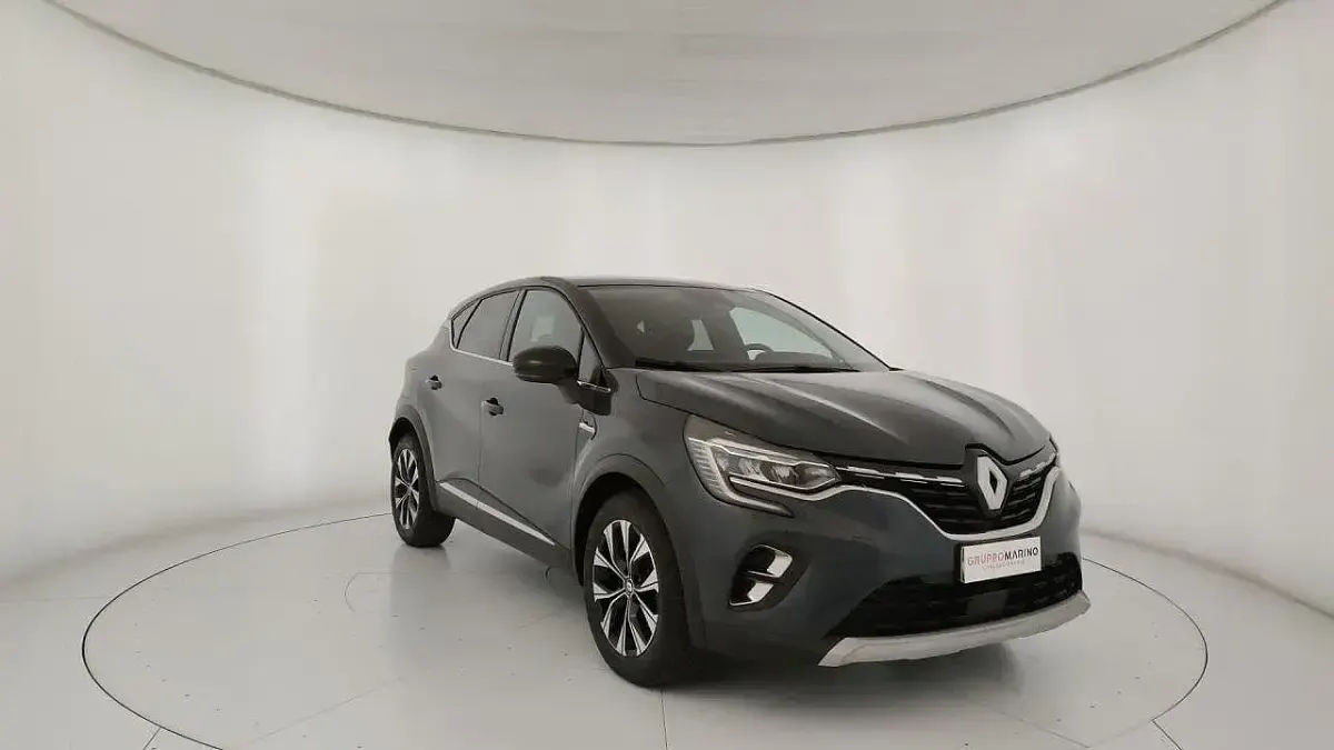 Usata Renault Captur Techno 145 CV (106 kW) 2023 Blu SUV