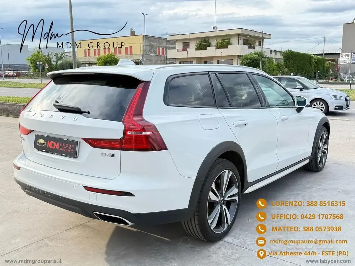 Usata Volvo V60 CC 197 CV (144 kW) 2021 Bianco Station wagon
