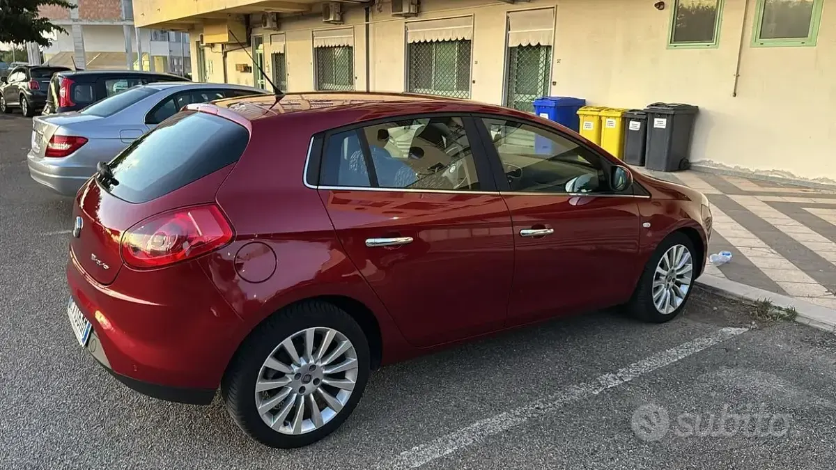 Usata Fiat Bravo 120 CV (88 kW) 2012 Utilitaria