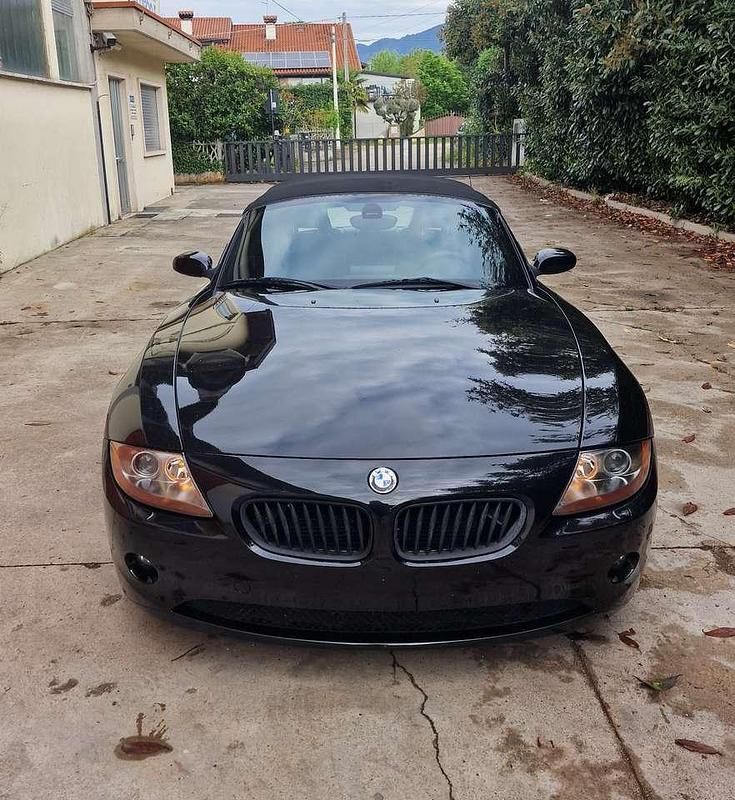 Usata BMW Z4 231 CV (169 kW) 2003 Nero Cabrio