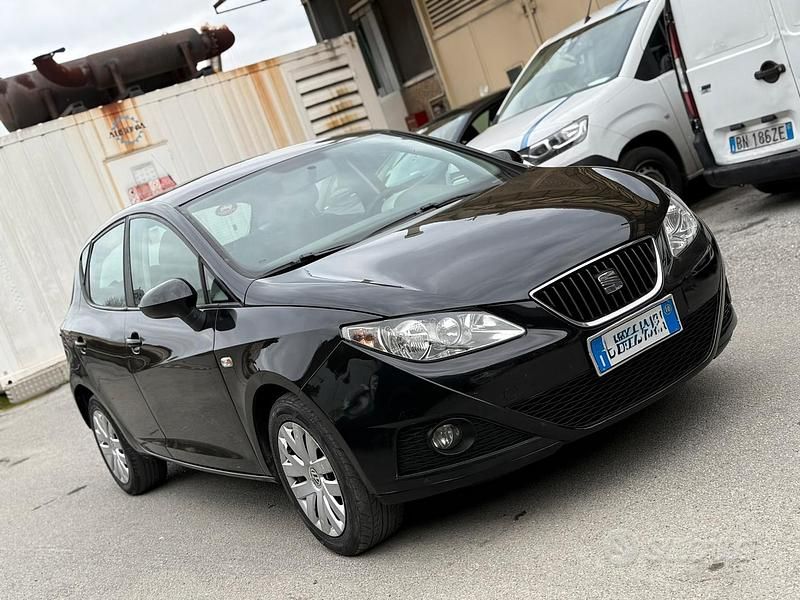 Usata Seat Ibiza Style 69 CV (50 kW) 2010 Nero Berlina