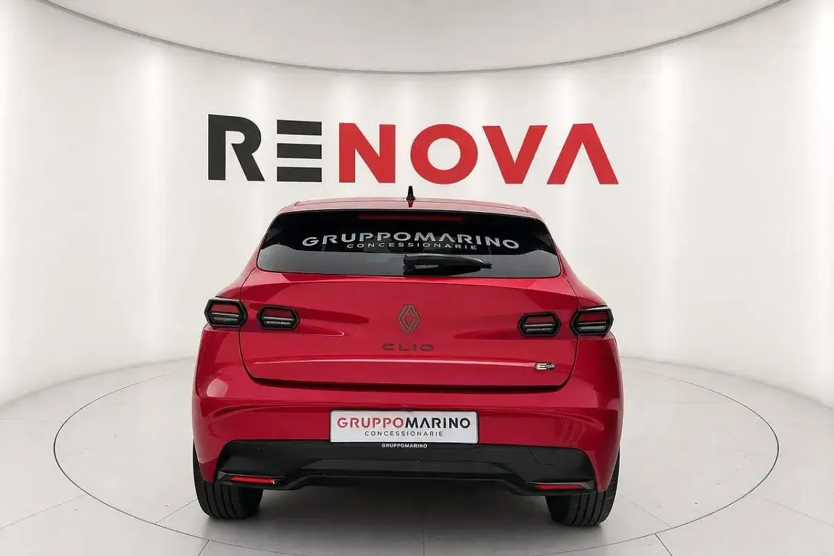 Nuova Renault Clio Esprit Alpine 158 CV (116 kW) 2025 Rosso Utilitaria