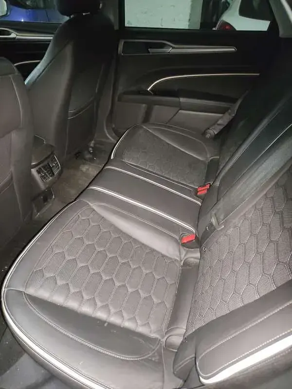 Usata Ford Mondeo Vignale 140 CV (102 kW) 2019 Bianco Berlina