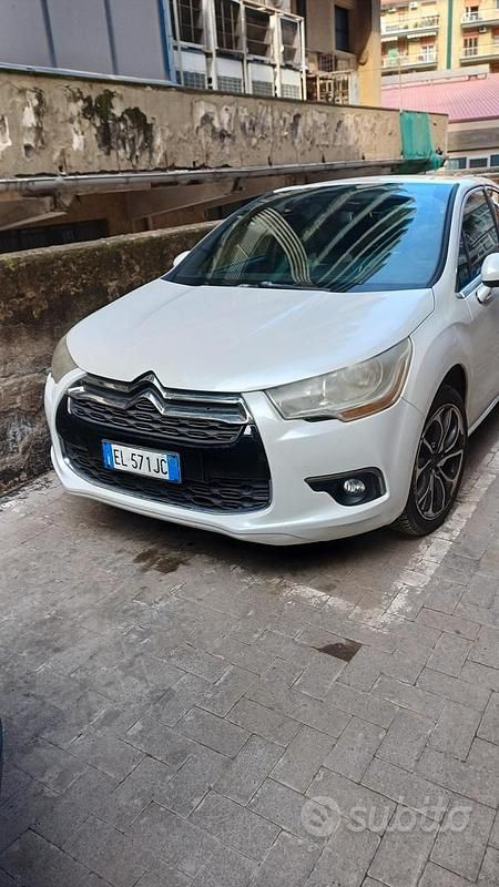 Usata Citroën DS4 111 CV (81 kW) 2012 Bianco Utilitaria