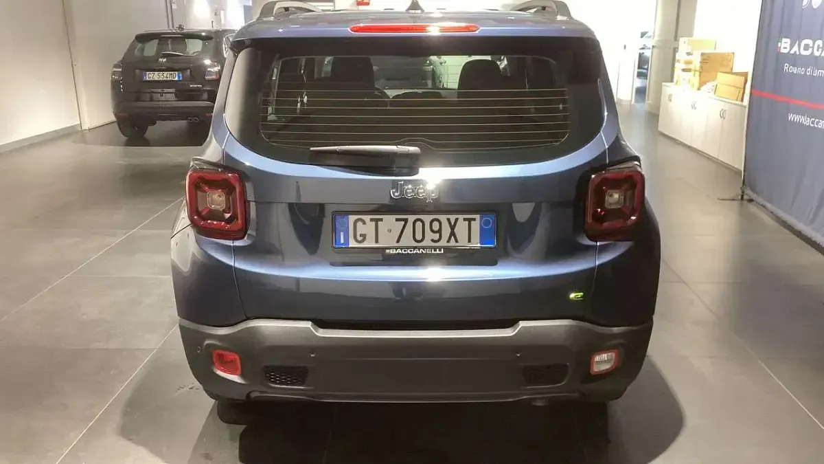 Usata Jeep Renegade Altitude 131 CV (96 kW) 2024 Blu/azzurro SUV