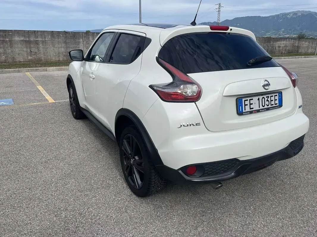 Usata Nissan Juke N-Connecta 110 CV (80 kW) 2016 Bianco SUV