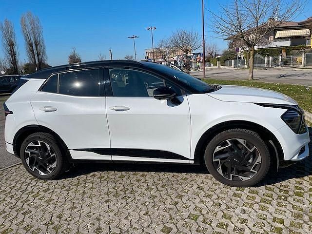 Usata Kia Sportage GT-Line 186 CV (136 kW) 2024 Bianco SUV
