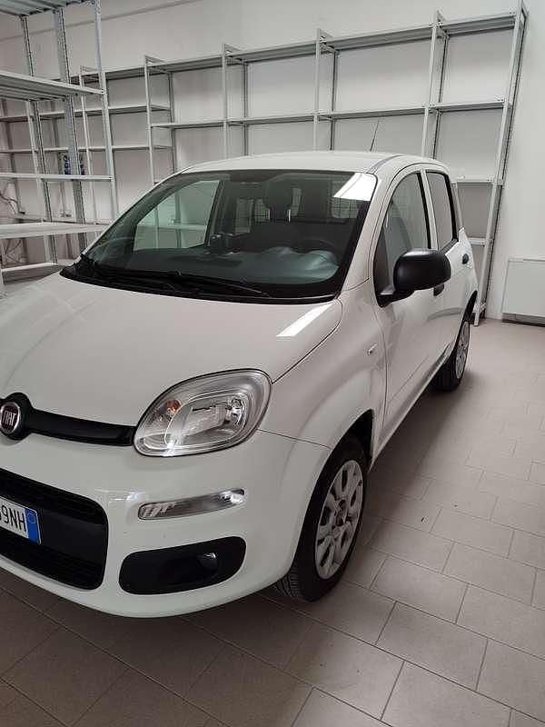 Usata Fiat Panda Easy 71 CV (52 kW) 2018 Bianco Utilitaria