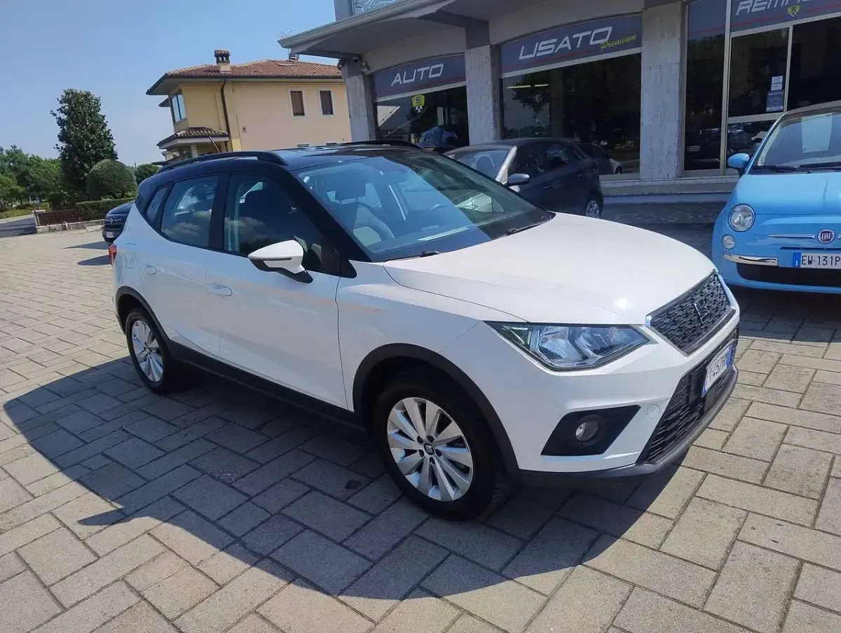 Usata Seat Arona Style 95 CV (69 kW) 2019 Tetto nero SUV