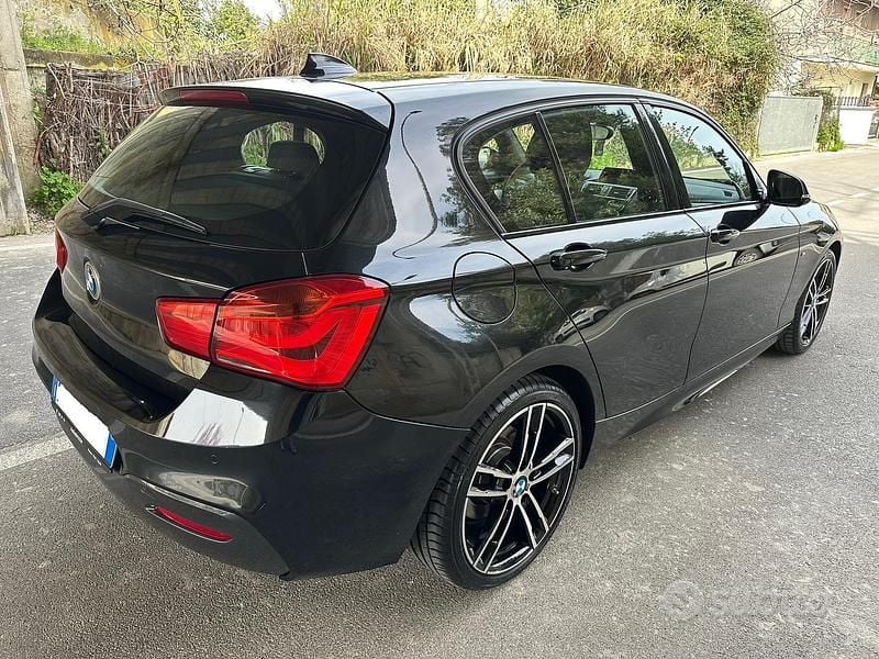 Usata BMW 118 150 CV (110 kW) 2017 Nero Utilitaria