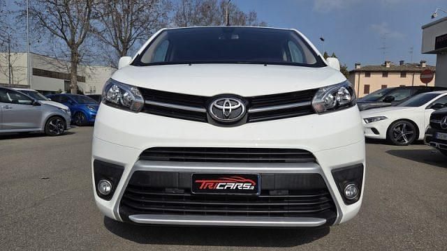 Usata Toyota Proace Verso Executive 150 CV (110 kW) 2020 Bianco Station wagon