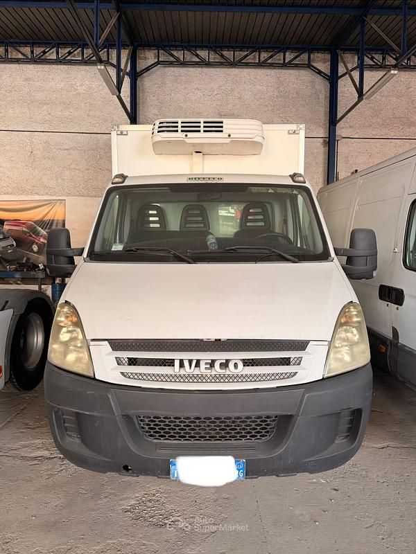 Nuova Iveco Daily 116 CV (85 kW) 2026