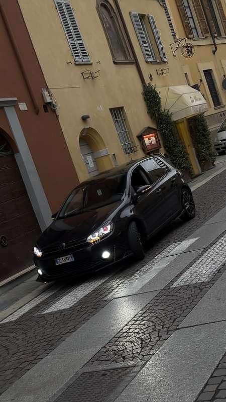 Usata VW Golf VI Highline 110 CV (80 kW) 2009 Utilitaria