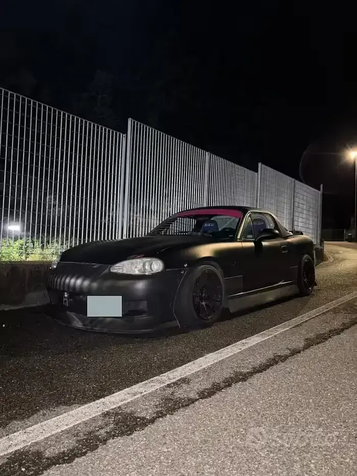 Usata Mazda MX5 110 CV (80 kW) 2003 Nero Cabrio
